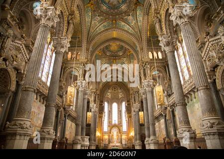 All'interno la Basilique Notre Dame de Fourvière , Lione, Francia Foto Stock