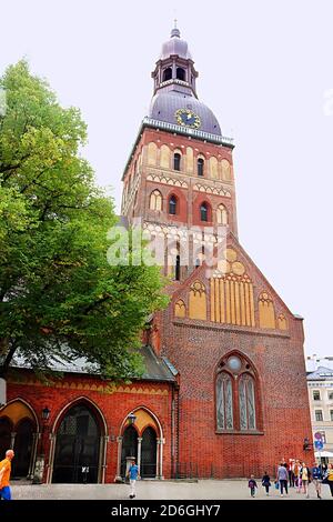 RIGA, LETTONIA - 28 AGOSTO 2018: La Cattedrale di riga è la Cattedrale evangelica luterana. È la sede dell'arcivescovo di riga Foto Stock