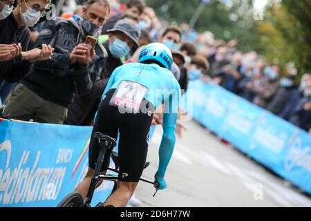 Valdobbiadene, Italia. valdobbiadene, Italia, 17 Oct 2020, Jakob Fuglsang (Team Astana) durante Conegliano - Valdobbiadene - Ciclismo Tour Italia - Credit: LM/Luca Tedeschi Credit: Luca Tedeschi/LPS/ZUMA Wire/Alamy Live News 2020 Foto Stock