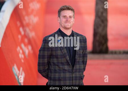 Roma, Italia. 16 Ott 2020. Harry McQueen sul tappeto rosso del secondo giorno del Festival del Film di Roma (Foto di Matteo Nardone/Pacific Press/Sipa USA) Credit: Sipa USA/Alamy Live News Foto Stock