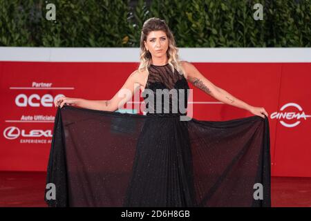 Roma, Italia. 16 Ott 2020. Eugenia Menichetti sul tappeto rosso della seconda giornata del Festival del Cinema di Roma (Foto di Matteo Nardone/Pacific Press/Sipa USA) Credit: Sipa USA/Alamy Live News Foto Stock