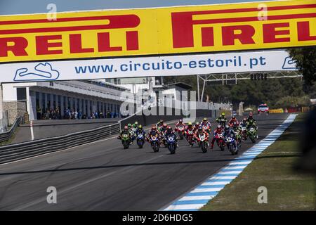 Estoril, Portogallo, Italia. 17 Ott 2020. estoril, portogallo, Italia, 17 Ott 2020, Start ! - primo giro nel round 8 Pirelli Estoril Round Race1 - World Superbike - SBK - Credit: LM/otto Moretti Credit: Otto Moretti/LPS/ZUMA Wire/Alamy Live News Foto Stock