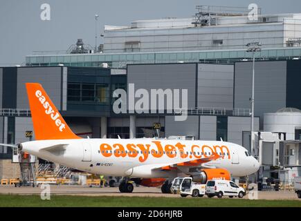 Un aeromobile easyJet presso l'aeroporto di Gatwick il 22 maggio 2018 a Londra, Inghilterra. Foto Stock