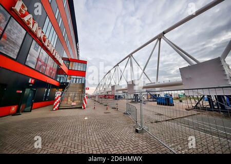 Alkmaar, Paesi Bassi. 17 Ott 2020. ALKMAAR, 17-10-2020, AFAS Stadium Dutch Eredivisie Football season 2020/2021. AZ - VVV Venlo. Stadio ancora in costruzione credito: Pro Shots/Alamy Live News Foto Stock