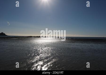 St Michaels Mount, Penzance, Cornovaglia, Regno Unito. 12/10/2020 St Michael's Mount è un'isola marea di Mount's Bay, Cornovaglia, Regno Unito. La t Foto Stock