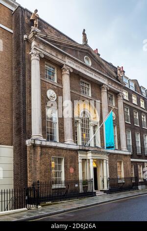 La Royal Society of Arts edificio RSA su John Adam Street vicino al trefolo nel centro di Londra. Architetti James e Robert Adam. 1774. Foto Stock