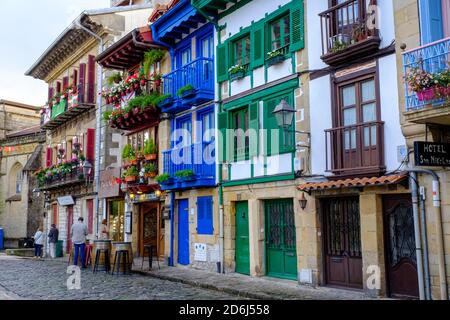 Arma Plaza, Hondarribia, vicino Irun, Paesi Baschi, Pais Vasco, Provincia di Gipuzkoa, Spagna Foto Stock