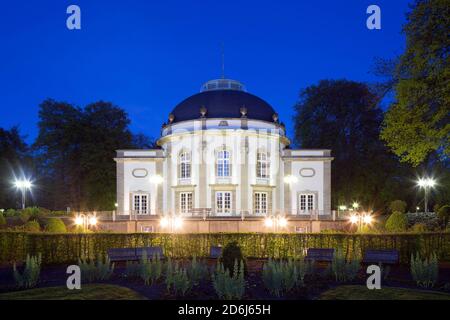 Teatro im Park, giardino termale, Bad Oeynhausen, Westfalia Est, Nord Reno-Westfalia, Germania Foto Stock