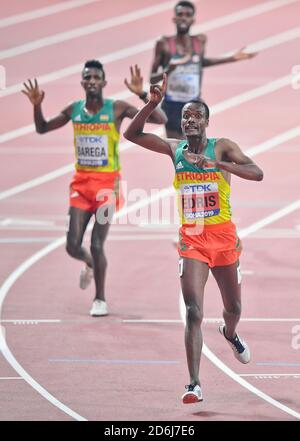 Muktar Edris (ETH, Oro), Selemon Barega (ETH, Argento), Mohammed Ahmed (CAN, Bronzo). 5000 metri finali. IAAF World Athletics Championships, Doha 2019 Foto Stock