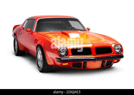 Izmir, Turchia - 11 luglio 2020: Vista frontale di un 1974 Pontiac Brand Trans am firebird in un tiro studio. Foto Stock