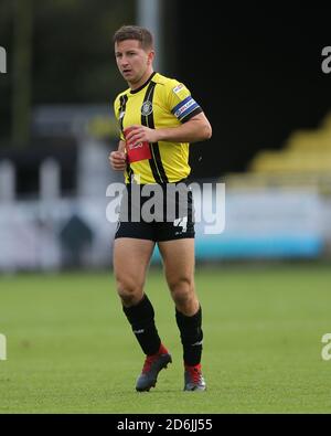 Harrogate, Yorkshire, Regno Unito. 17 ottobre 2020. Durante la partita Sky Bet League 2 tra Harrogate Town e Barrow a Wetherby Road, Harrogate sabato 17 ottobre 2020. (Credit: Mark Fletcher | MI News) Credit: MI News & Sport /Alamy Live News Foto Stock