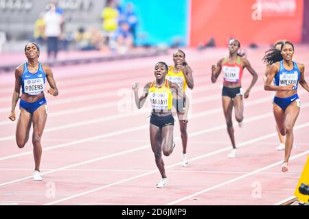 Halimah Nakaayi (Uganda, medaglia d'oro) e Raevyn Rogers (USA, medaglia d'argento). 800 metri donne finale. IAAF World Athletics Championships, Doha 2019 Foto Stock
