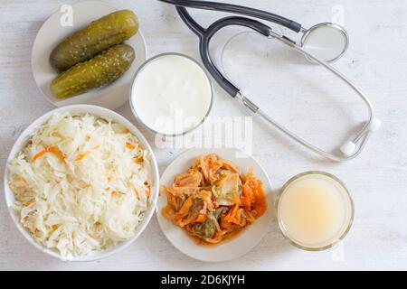 Vari di alimenti probiotici fermentati naturalmente Foto Stock