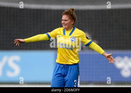 Liverpool, Regno Unito. 18 Ott 2020. Felicity Gibbons di Brighton & Hove Albion guarda sopra. Barclays Super League match femminile, Everton Women contro Brighton & Hove Albion Women al Walton Hall Park di Liverpool domenica 18 ottobre 2020. Questa immagine può essere utilizzata solo per scopi editoriali. Solo per uso editoriale, è richiesta una licenza per uso commerciale. Nessun uso in scommesse, giochi o un singolo club/campionato/giocatore publications.pic di Chris Stading/Andrew Orchard sports photography/Alamy Live News Credit: Andrew Orchard sports photography/Alamy Live News Foto Stock