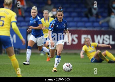 Liverpool, Regno Unito. 18 Ott 2020. Hayley raso di Everton (c) in azione. Barclays Super League match femminile, Everton Women contro Brighton & Hove Albion Women al Walton Hall Park di Liverpool domenica 18 ottobre 2020. Questa immagine può essere utilizzata solo per scopi editoriali. Solo per uso editoriale, è richiesta una licenza per uso commerciale. Nessun uso in scommesse, giochi o un singolo club/campionato/giocatore publications.pic di Chris Stading/Andrew Orchard sports photography/Alamy Live News Credit: Andrew Orchard sports photography/Alamy Live News Foto Stock