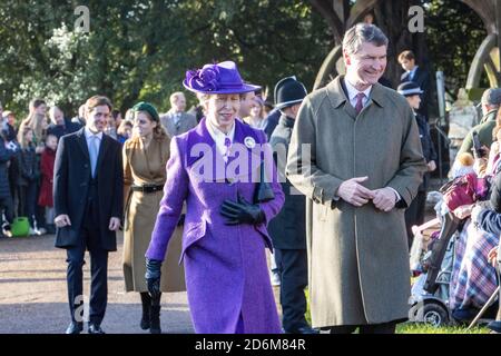 Principessa Anne, la principessa reale e comandante Timothy Laurence a Sandringham il giorno di Natale 2019. Foto Stock