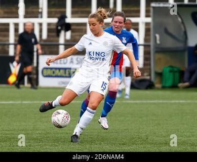 Bromley, Regno Unito. 18 Ott 2019. BROMLEY, REGNO UNITO OTTOBRE 18 :Sophie Howard of Leicester City Women durante il campionato femminile fa tra Crystal Palace Women e Leicester City Women allo stadio Hayes Lane, Bromley, Regno Unito il 18 ottobre 2020 Credit: Action Foto Sport/Alamy Live News Foto Stock