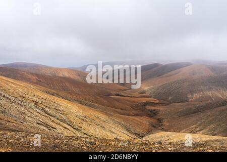 Panorama montano dal punto di vista astronomico Sicasumbre (Mirador Astronomico De Sica Sumbre). Fuerteventura. Isole Canarie. Spagna. Foto Stock