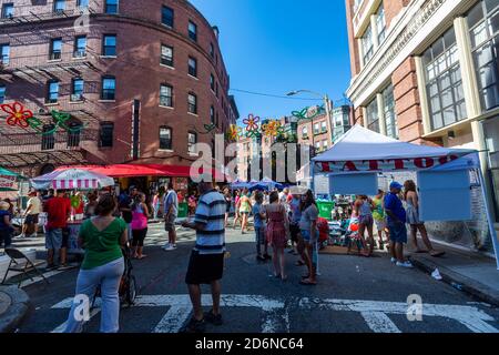 Regina Pizzeria in Thacher Street nel North End di Boston, Boston, Massachusetts, Stati Uniti Foto Stock