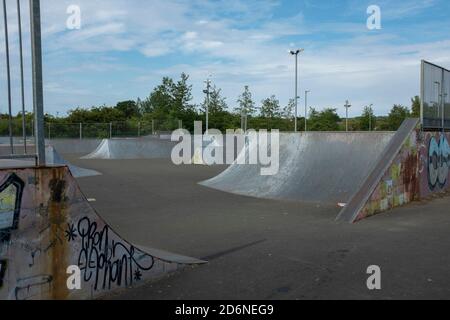 Durham, Regno Unito. 2 Giugno 2020. Un vuoto villaggio skatepark durante il COVID0-19 blocco. Foto Stock