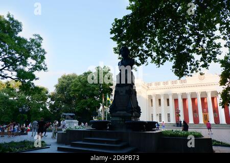 Statua di Pushkin di fronte al Municipio di Odessa Foto Stock