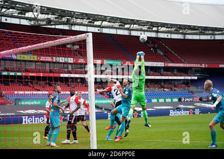 Tribune vuote durante la partita di Eredivisie Feyenoord vs Sparta il 18 ottobre 2020 a Stadion Feyenoord a Rotterdam, Paesi Bassi Credit: SCS/Soenar Chamid/AFLO/Alamy Live News Foto Stock