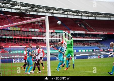 Tribune vuote durante la partita di Eredivisie Feyenoord vs Sparta il 18 ottobre 2020 a Stadion Feyenoord a Rotterdam, Paesi Bassi Credit: SCS/Soenar Chamid/AFLO/Alamy Live News Foto Stock