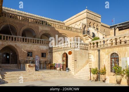 Mardin / Turchia - Ottobre 10 2020: Vista esterna del Museo Mardin Foto Stock