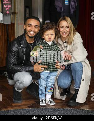 Aston Merrygold e Sarah Lou Richards, due a due: A bordo! - VIP Screening, Everyman Chelsea Cinema, Londra, UK, 18 ottobre 2020, Photo by piQture Foto Stock