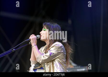 KT Tunstall esegue una serie di storming sulla fase principale Del 2017 su Blackheath Music Festival Foto Stock