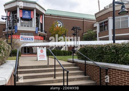 Nashville, Tennessee, USA, 19 ottobre 2020 il presidente Donald Trump e l'ex vice presidente Joe Biden hanno in programma di tenere il loro ultimo dibattito di persona a Nashville, Tennessee, presso il centro eventi di marciapiede della Belmont University. Credit: Sayre Berman/Alamy Live News Foto Stock