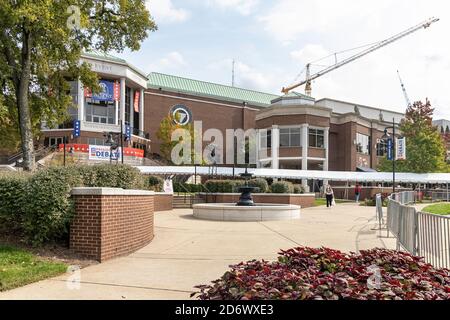 Nashville, Tennessee, USA, 19 ottobre 2020 il presidente Donald Trump e l'ex vice presidente Joe Biden hanno in programma di tenere il loro ultimo dibattito di persona a Nashville, Tennessee, presso il centro eventi di marciapiede della Belmont University. Credit: Sayre Berman/Alamy Live News Foto Stock