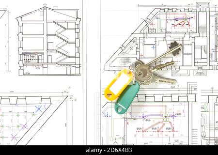 progettazione modellazione di alloggiamento di una serie di chiavi per la casa sul progetto architettonico della casa. Foto Stock