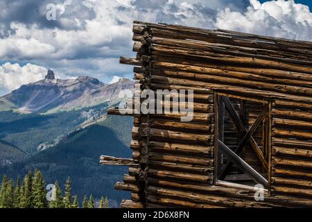 Alta Ghost Town, San Juan Mountains, CO, USA, di Bruce Montagne/Dembinsky Photo Assoc Foto Stock