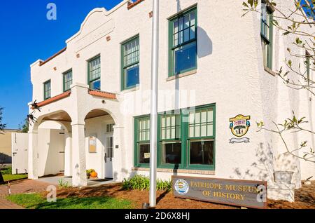 Il museo di storia Fairhope è raffigurato, il 17 ottobre 2020, a Fairhope, Alabama. Fairhope è stata fondata nel 1894 come colonia utopica a tassazione unica. Foto Stock