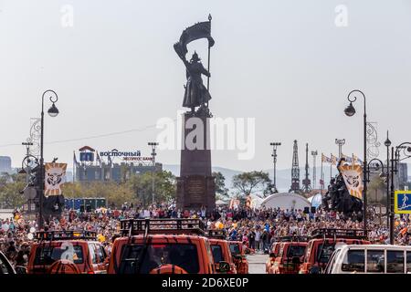 Russia, Vladivostok, 09/29/2019. Festa annuale della Tigre in centro.  Parata in onore della protezione Foto stock - Alamy