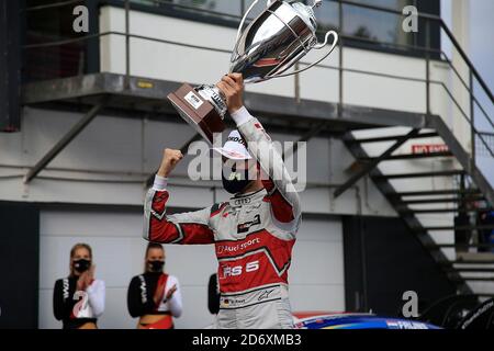 Zolder, Belgio. 17 Ott 2020. 17 ottobre 2020, Circuit Zolder, Zolder, DTM 2020, Zolder, 16-18 ottobre 2020, nel vincitore di foto Rene Rast (DEU n° 33), Audi Sport Team Rosberg | Usage worldwide Credit: dpa/Alamy Live News Foto Stock