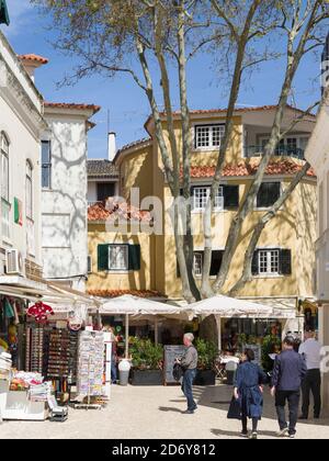 Città di Cascais, un famoso centro termale e resort sulla costa dell'oceano atlantico, a nord di Lisbona. La città vecchia. Europa, Sud Europa, Portogallo Foto Stock