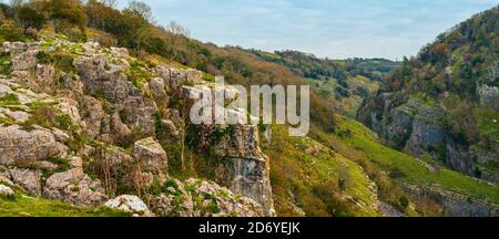 Cheddar Gorge nella riserva naturale di Black Rock - Cheddar in Somerset in Inghilterra in Europa Foto Stock