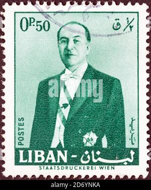 LIBANO - CIRCA 1960: Un francobollo stampato in Libano mostra il presidente Fuad Chehab, circa 1960. Foto Stock