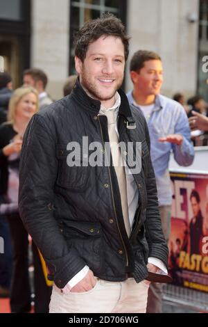 Matt cardle arriva alla prima mondiale di Fast Girls all'Odeon West End a Leicester Square, Londra. Foto Stock