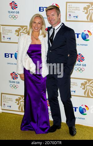 Jayne Torvill e Christopher Dean frequentano la British Olympic Ball, all'hotel Grosvenor House di Mayfair, Londra. Foto Stock