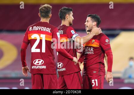 arles Perez di Roma festeggia con i suoi compagni di squadra dopo aver segnato 5-2 goal durante il campionato italiano Serie A Football Match Tra AS Roma e B. Foto Stock