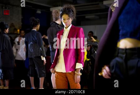 I modelli presentano nuovi design alla sfilata di moda Jerome, tenutasi al Chelsea Market di New York, nell'ambito della Mercedes Benz New York Fashion Week F/W 2014. Foto Stock