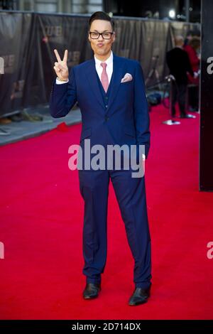 GOK WAN partecipa agli Olivier Awards, tenuti alla Royal Opera House di Covent Garden, Londra Foto Stock