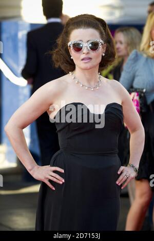 Helena Bonham carter in arrivo per i 2014 Arqiva British Academy Television Awards al Theatre Royal, Drury Lane, Londra. Foto Stock