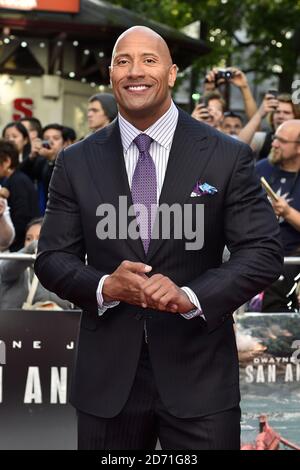 Dwayne Johnson partecipa alla prima del film di San Andreas UK che si è tenuta al cinema Odeon Leicester Square, Londra Foto Stock