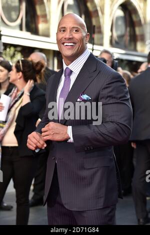 Dwayne Johnson partecipa alla prima del film di San Andreas UK che si è tenuta al cinema Odeon Leicester Square, Londra Foto Stock