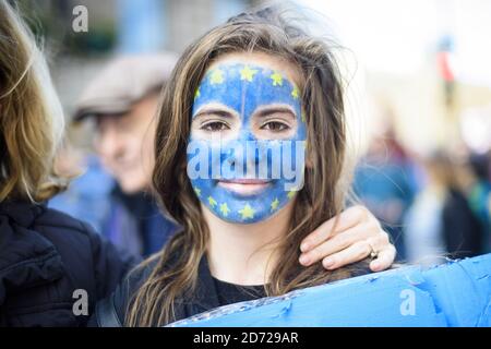 Eden, di 12 anni, di Suffolk, che partecipa a una marcia per l’Europa contro la Brexit nel centro di Londra. Data immagine: Sabato 25 marzo, 2017. Il credito fotografico dovrebbe essere: Matt Crossick/ EMPICS Entertainment. Foto Stock