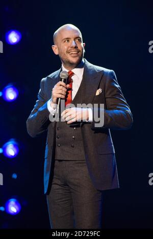 Tom Allen ha suonato sul palco alla Royal Albert Hall di Londra per la serie annuale di concerti Teenage Cancer Trust. Data immagine: Mercoledì 29 marzo 2017. Il credito fotografico dovrebbe essere: Matt Crossick/ EMPICS Entertainment. Foto Stock